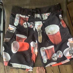 Mens beer pong printed board shorts. Size 31
